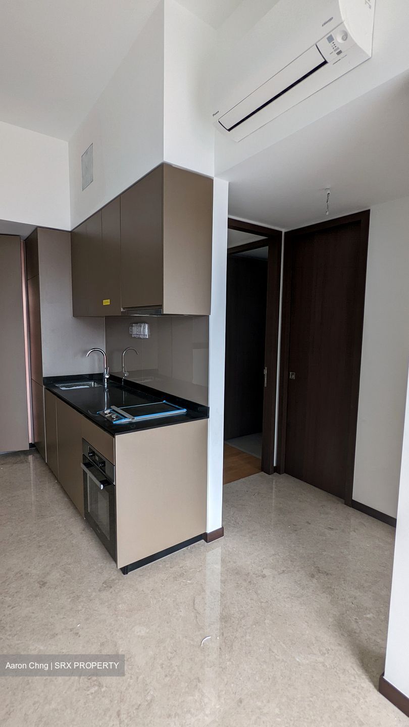 Royalgreen (D10), Condominium #537782111